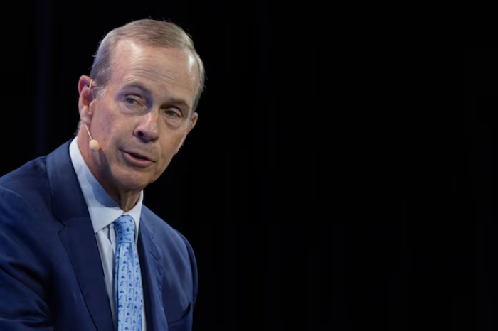 雪佛龍CEO沃斯與董事會討論繼任問題